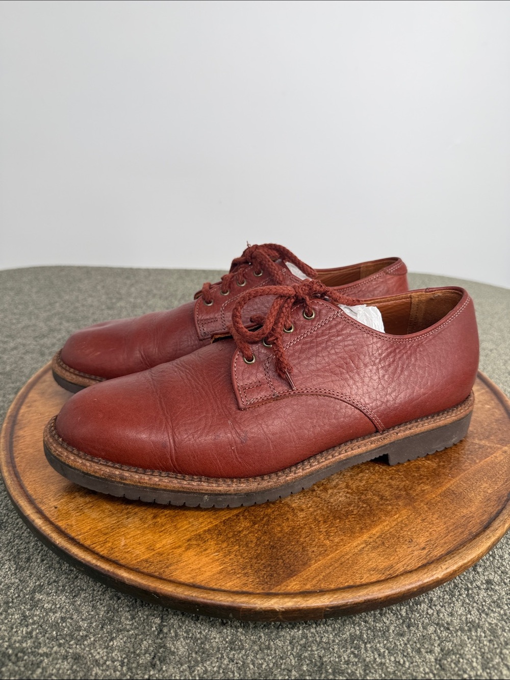 Willis & Geiger Outfitters Shoe Mens 9.5 F Burgundy Leather Lace Up Oxford Derby